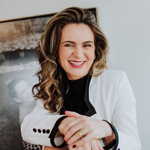 Dr. Thaís Batista