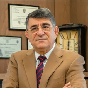 Dr. Kostandin Balloma