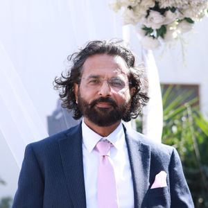 Dr. Tahir Effendi