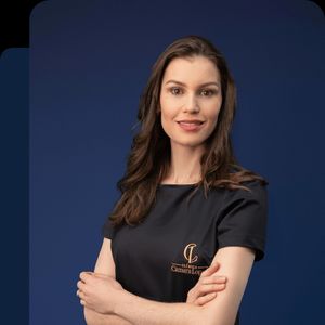 Dra. Alessandra Bernardi Camara Lopes