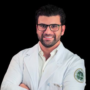 Dr. Felipe Salmen