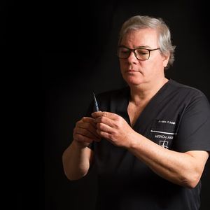 Dr. Iván Ronga