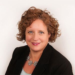 Roxanne Chihos