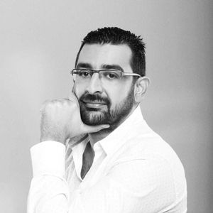 Dr. Cem Payasli