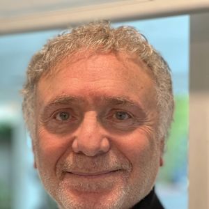 Amnon Zakay
