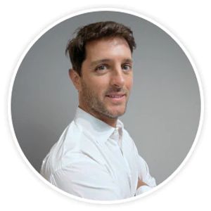 Dr. Juan Landa