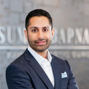 Dr. Sumit Bapna