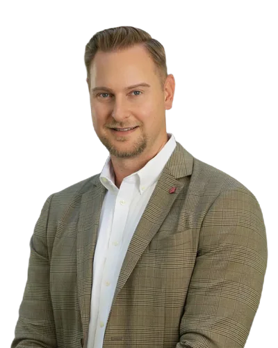 Nathan Sadowski