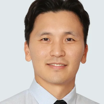 Dr. Youn Sagong