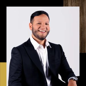 Carlos Cisneros