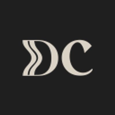 Dra. Caroline Dalla Costa - Dermatologista