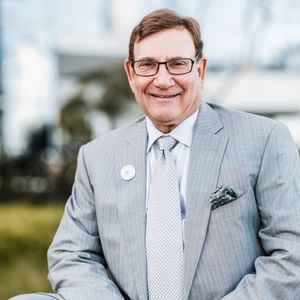 Dr. Barry DiBernardo