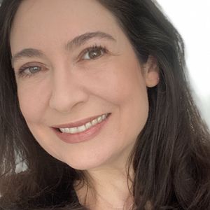 Dr. Christine Guimaraes