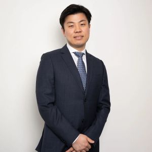 Dr. Christopher Hong
