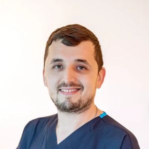 Dr. Emre Pelit