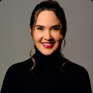 Dra. Lorena Costa