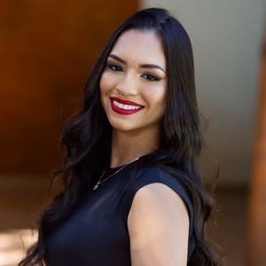 Dr. Carla Nogueira