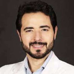 Dr. Breno Marques Carvalho