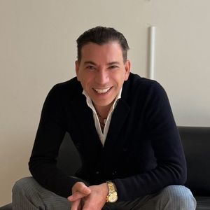 Dr. Reza P. Azar