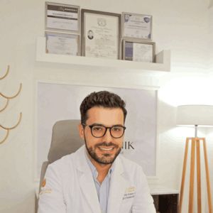 Dr. Iván Vázquez
