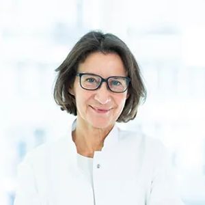 Dr. Maria Petrus