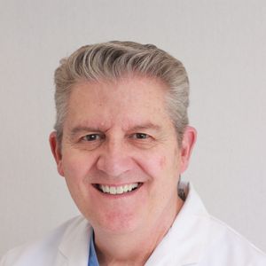 Dr. Kurt W Sprunger