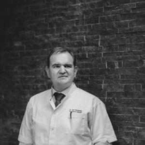 Dr. Bob Vermeulen