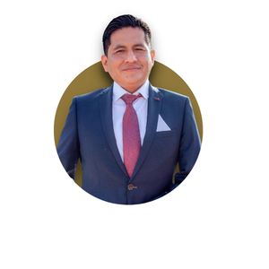 Dr. Daniel Sucari