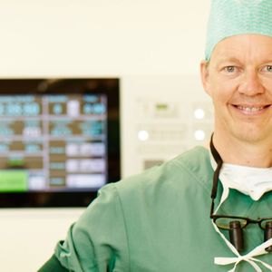 Dr. Robin Van Look