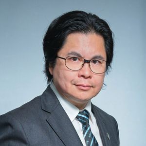 Dr. Bertram Ng