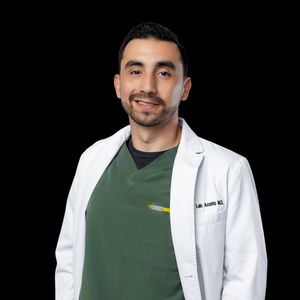 Dr. Daniel Luis Acosta
