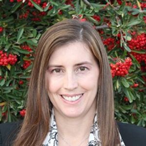 Dr. Natalie Driessen