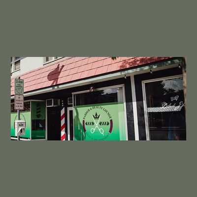 Barber & Beauty Lounge by Consele