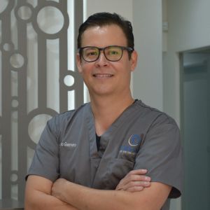 Dr. Roberto Guerrero