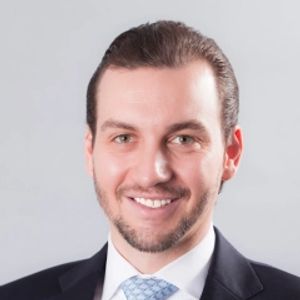 Dr. Dominik F. Kannegiesser