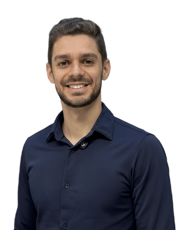 Dr. Lucas Rabelo