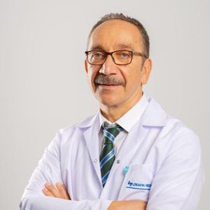 Dr. Y. Ozel