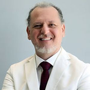 Dr. Gökhan Kuski