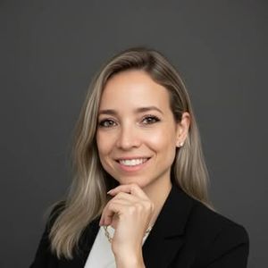 Regina Vamos