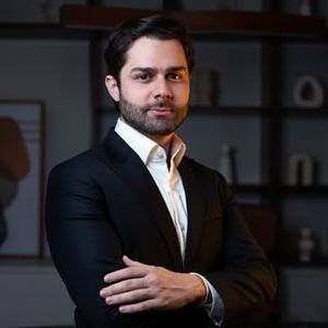 Dr. Pedro Almeida