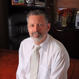 Dr. Jerold Olson