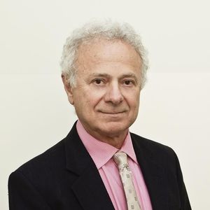 Dr. Mario Marzola