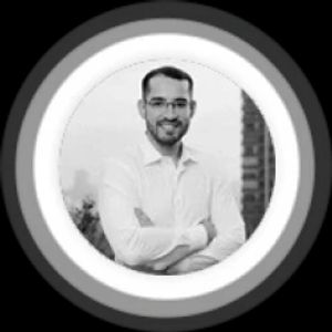 Dr. Renan Bernardes de Mello