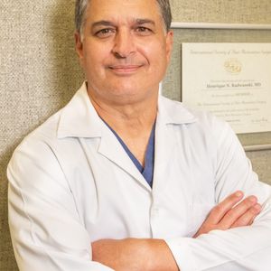 Dr. Henrique Radwanski