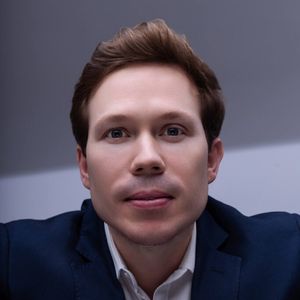 Dr. Vitor Benevides