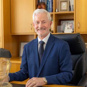 Dr. Russell Knudsen
