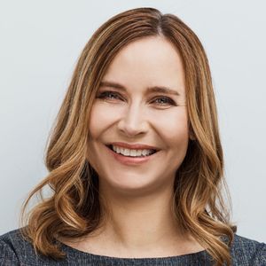 Dr. Bea Gerbrands
