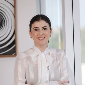 Dr. Kelly Fontes
