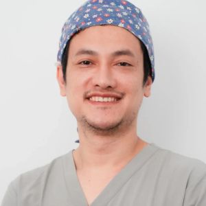 Dr. Saran Pholsen