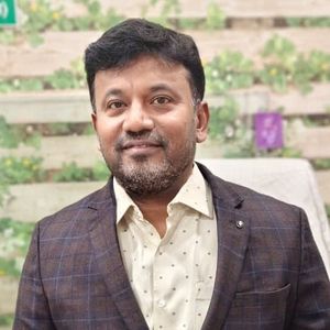 Dr. Amit Kothekar